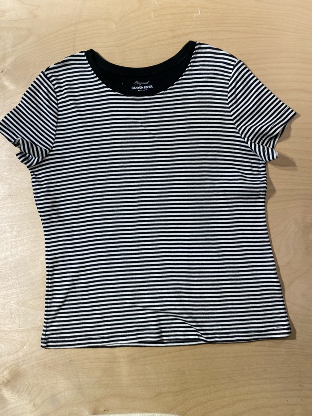 Canyon River Blues Black & White Striped Short Sleeve Tee Large (14-16) (RE)
